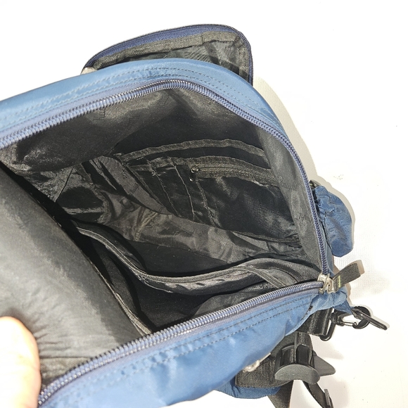 Kawei Kuinght Single Sling Backpack - Picture 8 of 9